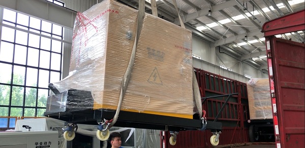 華全移動靜音柴油發(fā)電機組項目整裝下線，發(fā)貨啦